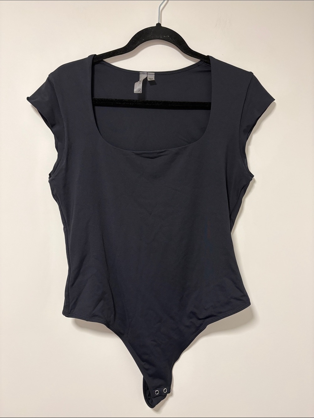 RD Style Second Skin Scoop Neck Black Cap Sleeve Bodysuit